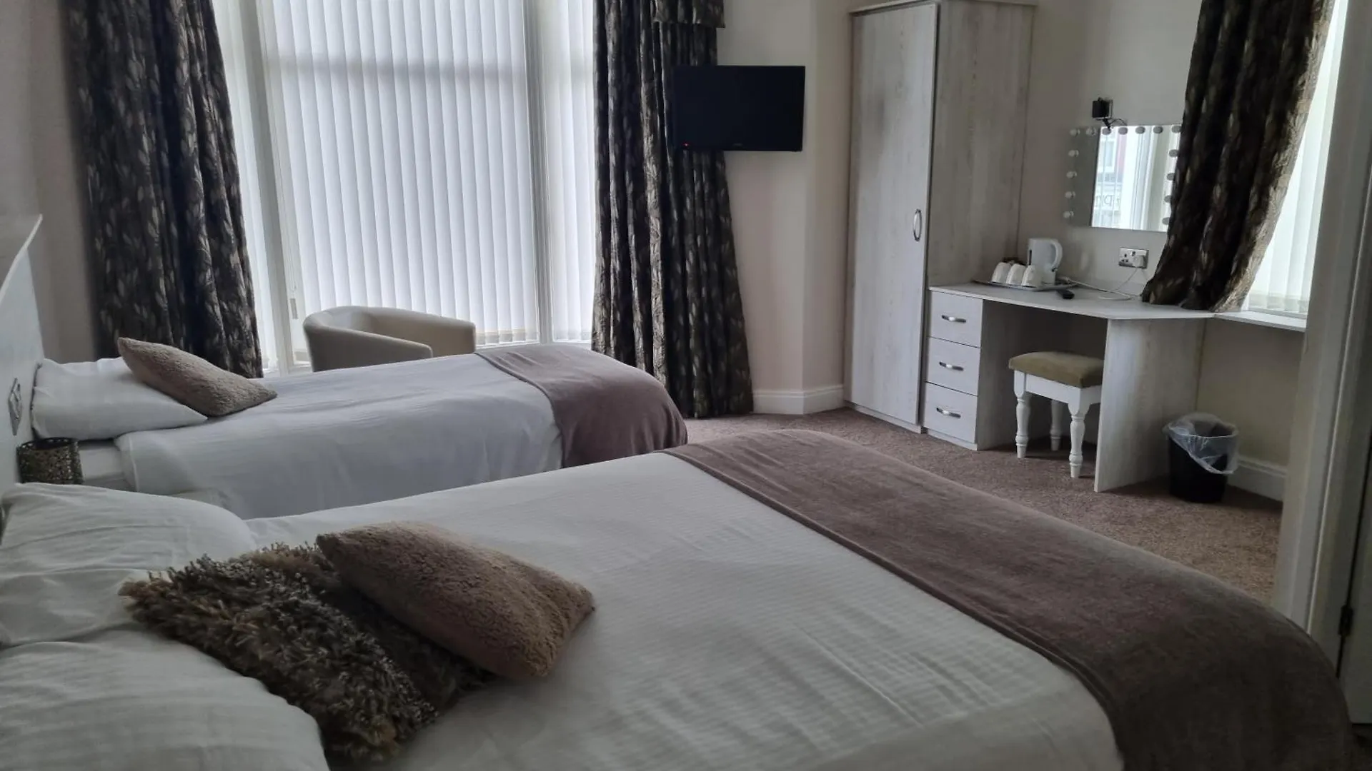Lexham Hotel Blackpool